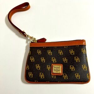 Dooney‎ & Burke Wristlet Coin Purse